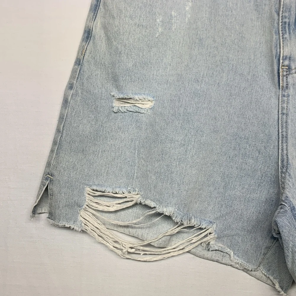 Pink Lily Distressed Jean Shorts - Picture 4 of 7